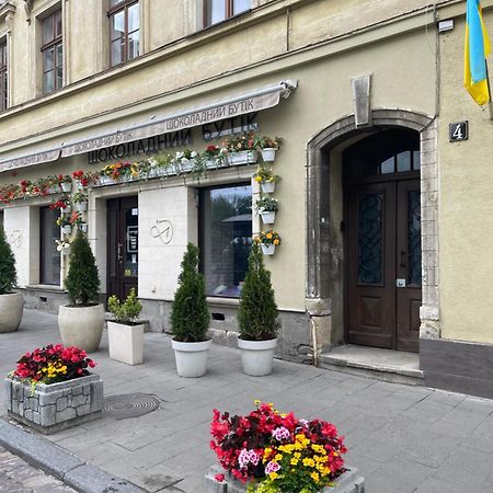 Von Cruss Apartments In Lwów Zewnętrze zdjęcie