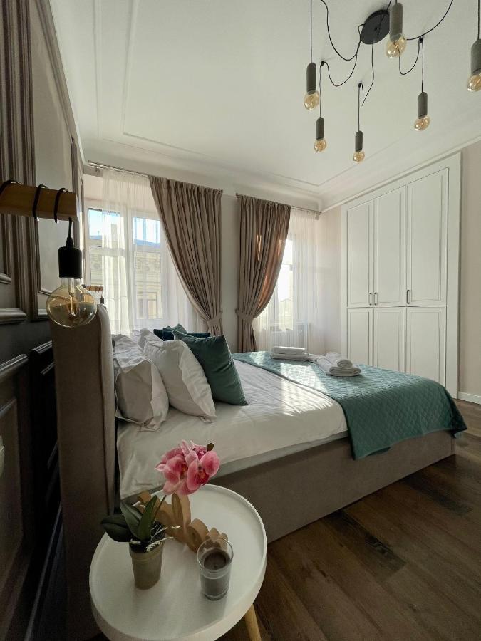 Von Cruss Apartments In Lwów Zewnętrze zdjęcie